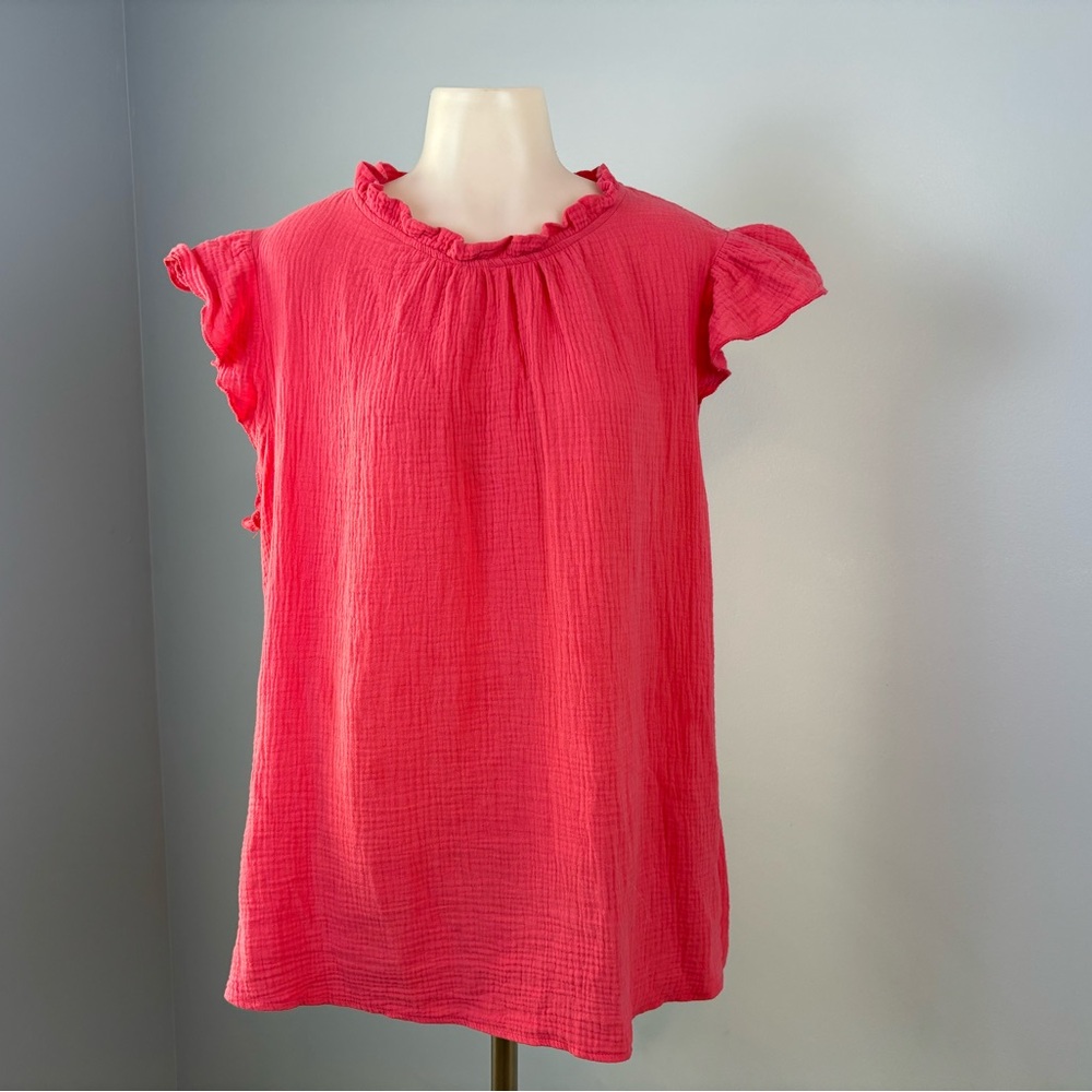 Chic Ruffle Sleeve Blouse in Vibrant Pink